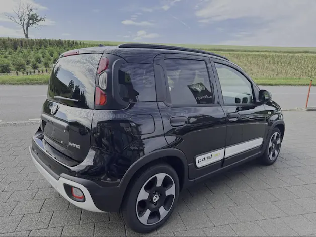 Fiat Pandina 1.0 Hybrid Cross