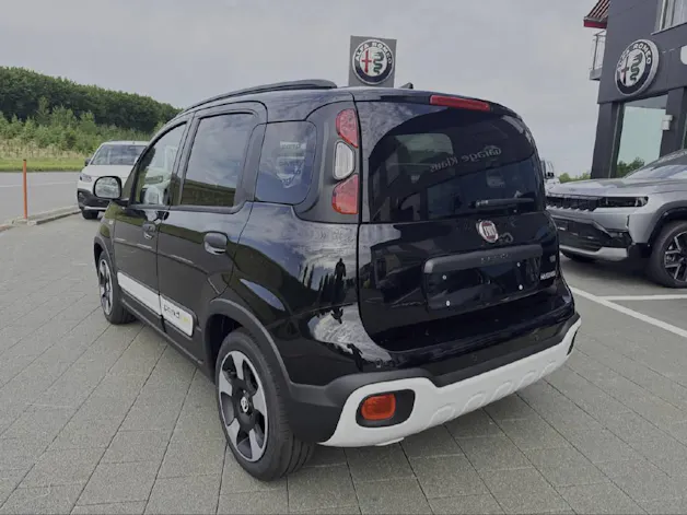 Fiat Pandina 1.0 Hybrid Cross