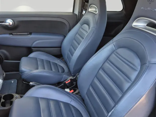 FIAT 695 Abarth 1.4 T-Jet 180 Rivale