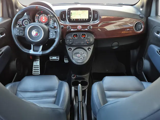 FIAT 695 Abarth 1.4 T-Jet 180 Rivale