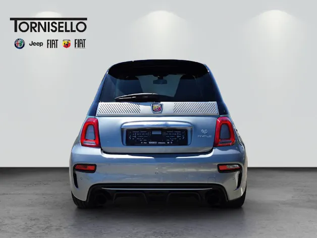 FIAT 695 Abarth 1.4 T-Jet 180 Rivale