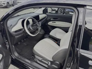 Fiat 500 1.0 Hybrid La Prima