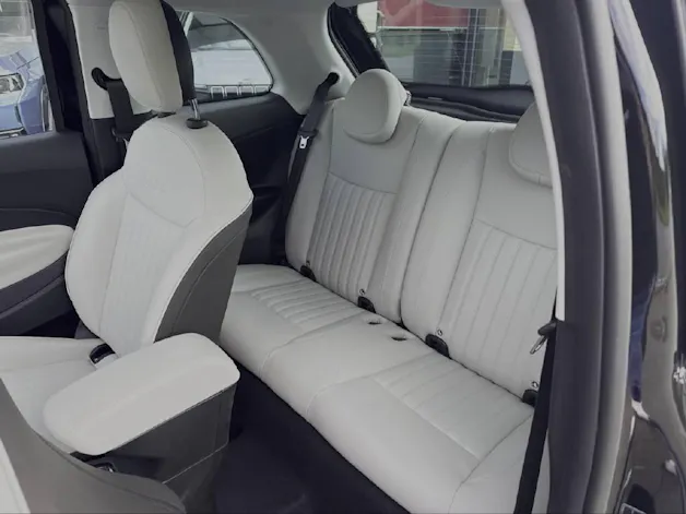 Fiat 500 1.0 Hybrid La Prima