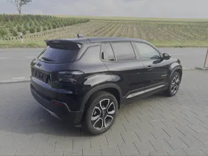 Jeep Avenger 1.2 MHEV Summit