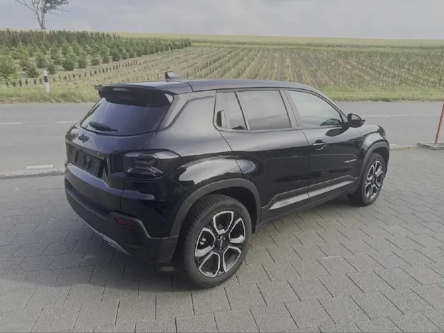 Jeep Avenger 1.2 MHEV Summit