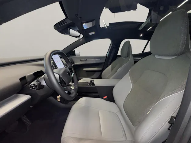 VOLVO EX30 CC E60 Twin Performance AWD