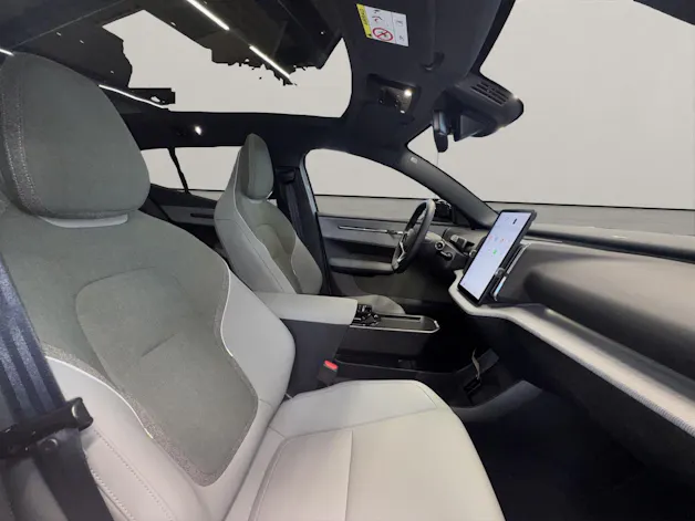 VOLVO EX30 CC E60 Twin Performance AWD