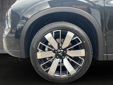 MITSUBISHI OUTLANDER 16