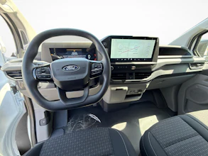 https://vehicle.imgix.net/4377886/57dd93a0-b53a-4d28-b90c-76d83cba2ad5.jpg