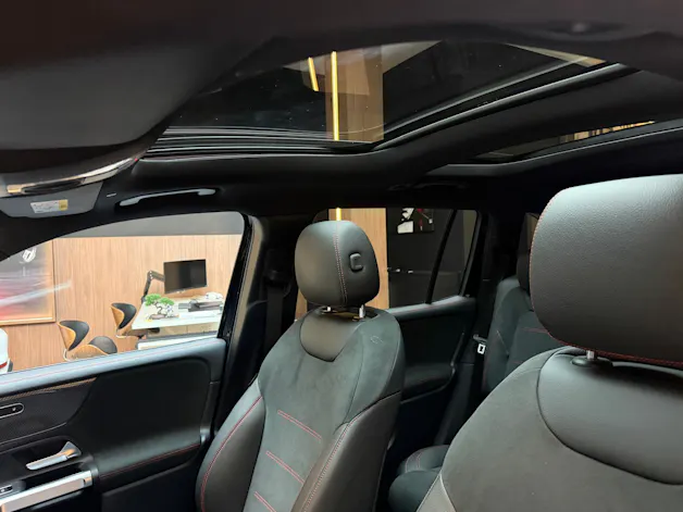 Mercedes-Benz GLB 200 d AMG Line