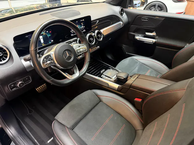 Mercedes-Benz GLB 200 d AMG Line