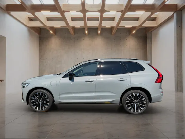 VOLVO XC60 2.0 T6 TE Ultra Dark eAWD