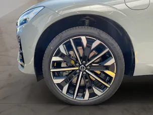 VOLVO XC60 2.0 T6 TE Ultra Dark eAWD