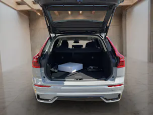 VOLVO XC60 2.0 T6 TE Ultra Dark eAWD