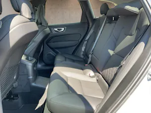 VOLVO XC60 2.0 T6 TE Ultra Dark eAWD