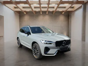 VOLVO XC60 2.0 T6 TE Ultra Dark eAWD