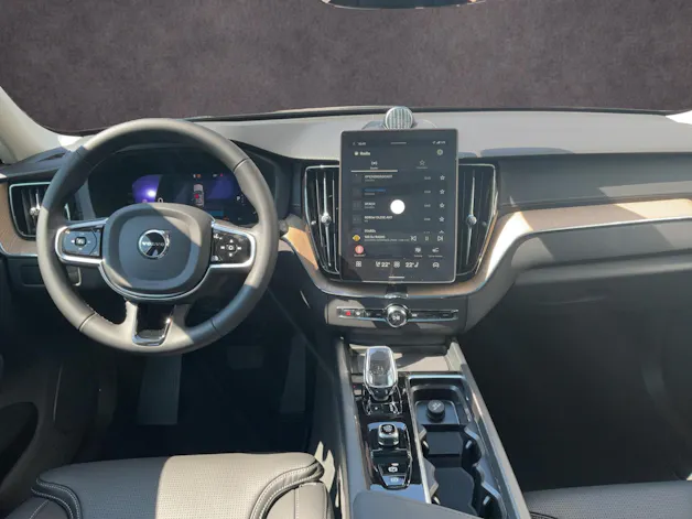Volvo XC60 2.0 B5 MH Ultra Dark AWD