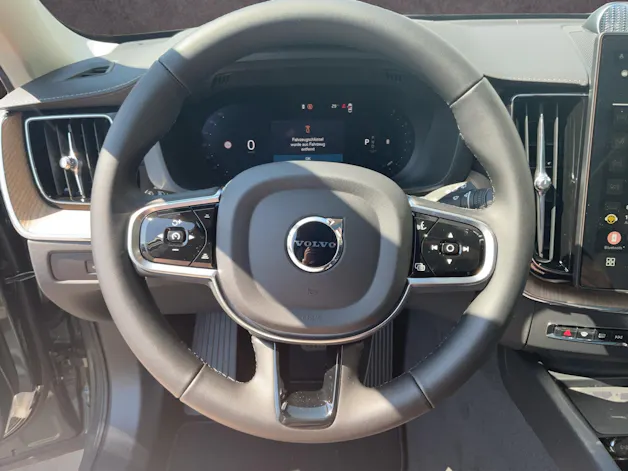 Volvo XC60 2.0 B5 MH Ultra Dark AWD