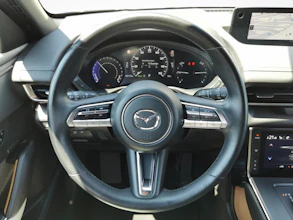 https://vehicle.imgix.net/4378036/784a9511-0301-4ac4-b6e3-821955b670ae.jpg