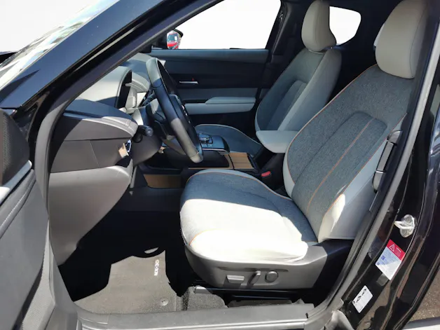 Mazda MX-30 e-Skyactiv Revolution