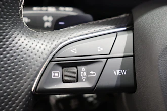 https://vehicle.imgix.net/4378040/552469a6-cc20-41b0-aa01-e71c1403a9f5.JPG