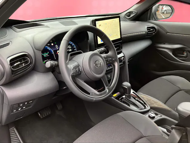 Toyota Yaris Cross 1.5 VVT-i HSD Premium AWD-i