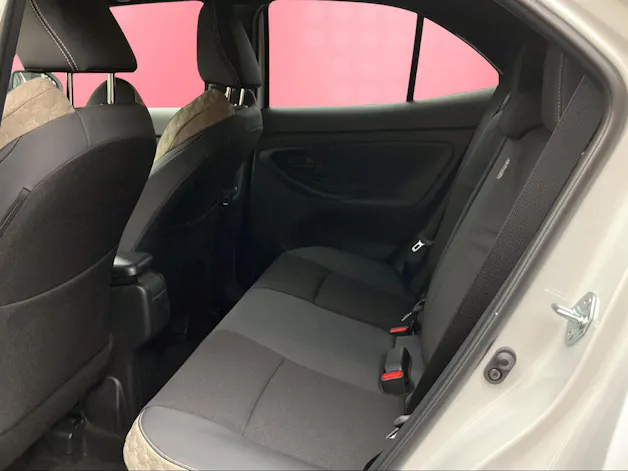 Toyota Yaris Cross 1.5 VVT-i HSD Premium AWD-i