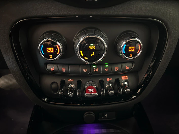 image du véhicule MINI CLUBMAN
