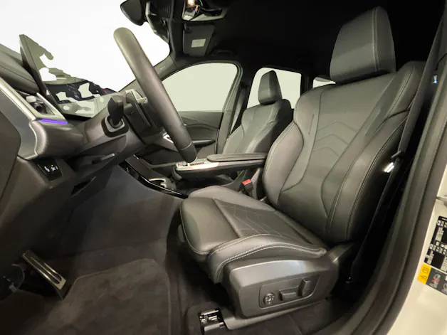 BMW X1 30e xDrive paddles M-Sport