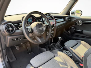 Fahrzeugbild MINI F56 1.5i Cooper