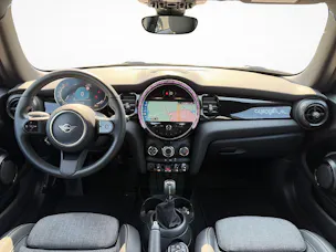 MINI F56 1.5i Cooper