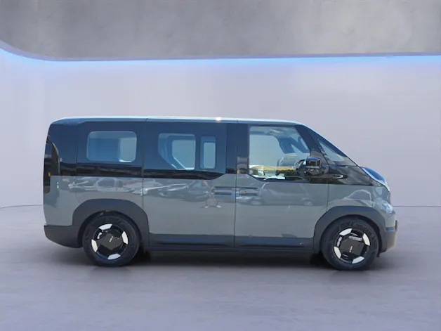 Kia PV5 Passenger 71.2 kWh Plus