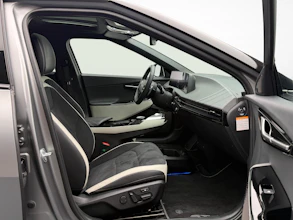 https://vehicle.imgix.net/4378135/81342a5c-2c82-48b9-ad67-7e84ea038fca.jpg