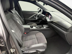 Fahrzeugbild OPEL Astra 1.6 T PHEV 180 Swiss Premium