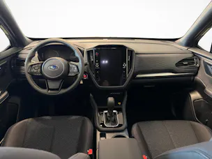 Subaru Forester Station 2.0i e-Boxer Swiss Plus