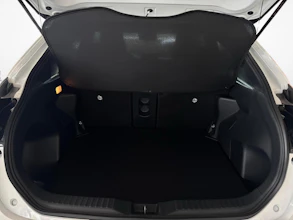 https://vehicle.imgix.net/4378253/ff40c076-ff0c-4669-88de-3a05e736e377.jpg
