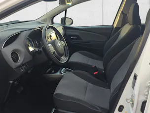 Toyota Yaris 1.5 VVT-i HSD Trend