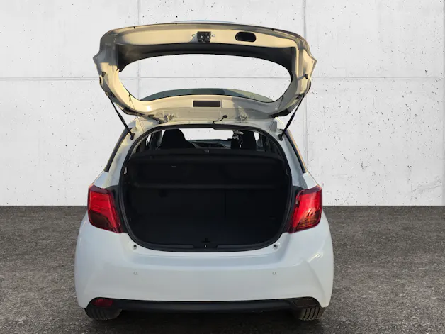 Toyota Yaris 1.5 VVT-i HSD Trend