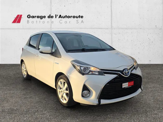 Toyota Yaris 1.5 VVT-i HSD Trend