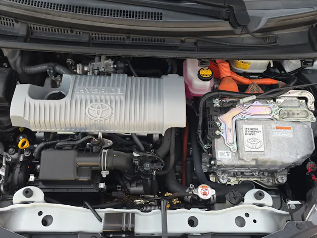 Toyota Yaris 1.5 VVT-i HSD Trend