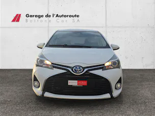 Toyota Yaris 1.5 VVT-i HSD Trend