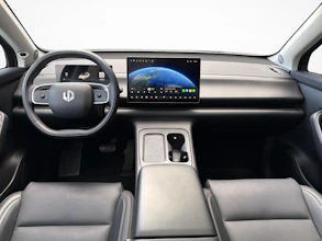 https://vehicle.imgix.net/4378277/a43bd1d8-f475-4c03-a9cd-f7c32a5786f4.jpg