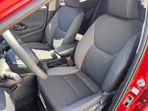 Toyota Yaris 1.5 VVT-i HSD Trend