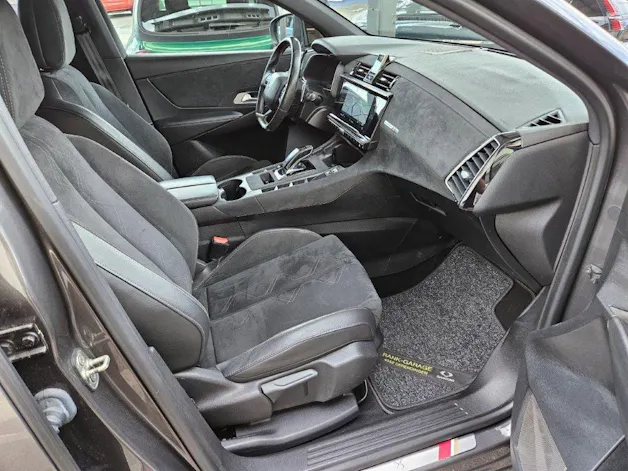 DS Automobiles 7 Crossback 1.6 PureTech Performance Line