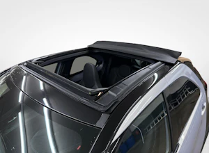 https://vehicle.imgix.net/4378311/6c20a0bd-bdc4-46f5-a1ca-3f5552a68879.jpg