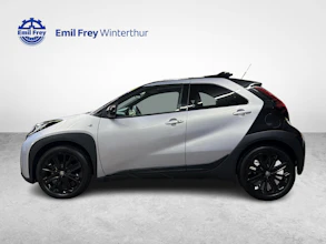 https://vehicle.imgix.net/4378311/754aff26-d65c-4d87-869b-a341026a67c6.jpg
