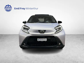 https://vehicle.imgix.net/4378311/f9d78620-b5ff-4291-9016-f165cccf0388.jpg