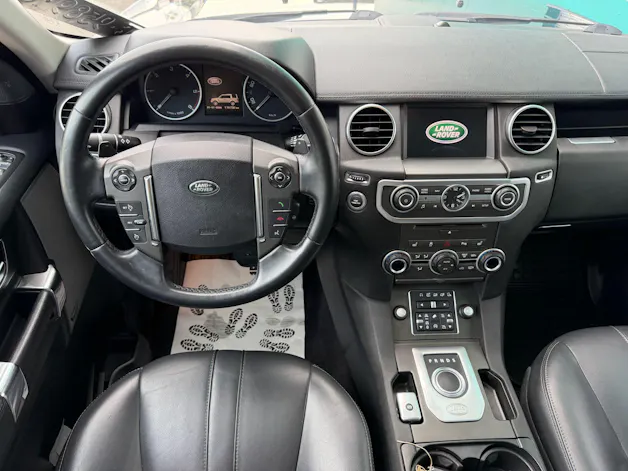 Land Rover Discovery 3.0 TDV6 210 HSE