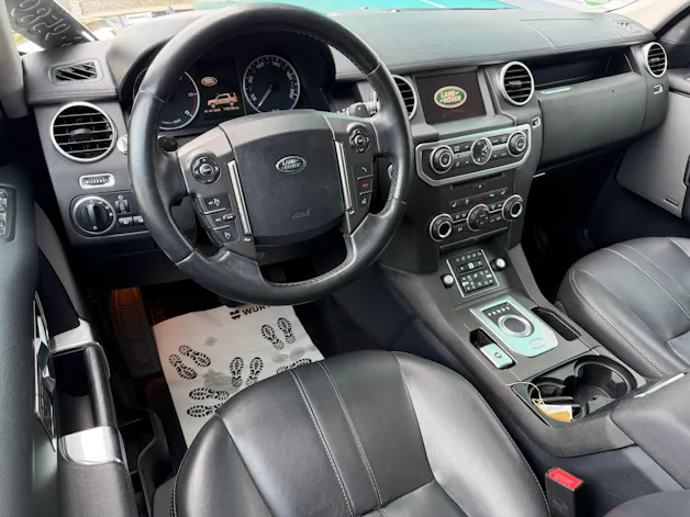 Land Rover Discovery 3.0 TDV6 210 HSE