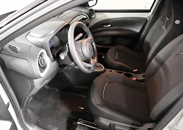 Toyota Aygo X 1.5 VVT-i HSD Trend